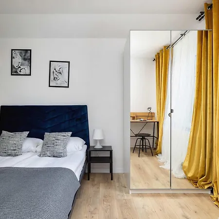 Atmospheric In A Historic Building By Renters