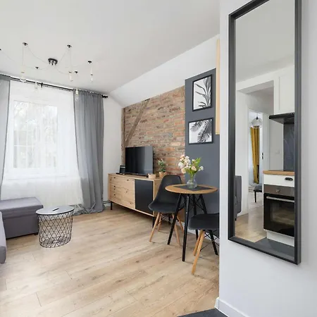 דירה Atmospheric In A Historic Building By Renters *