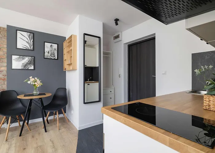 Atmospheric In A Historic Building By Renters